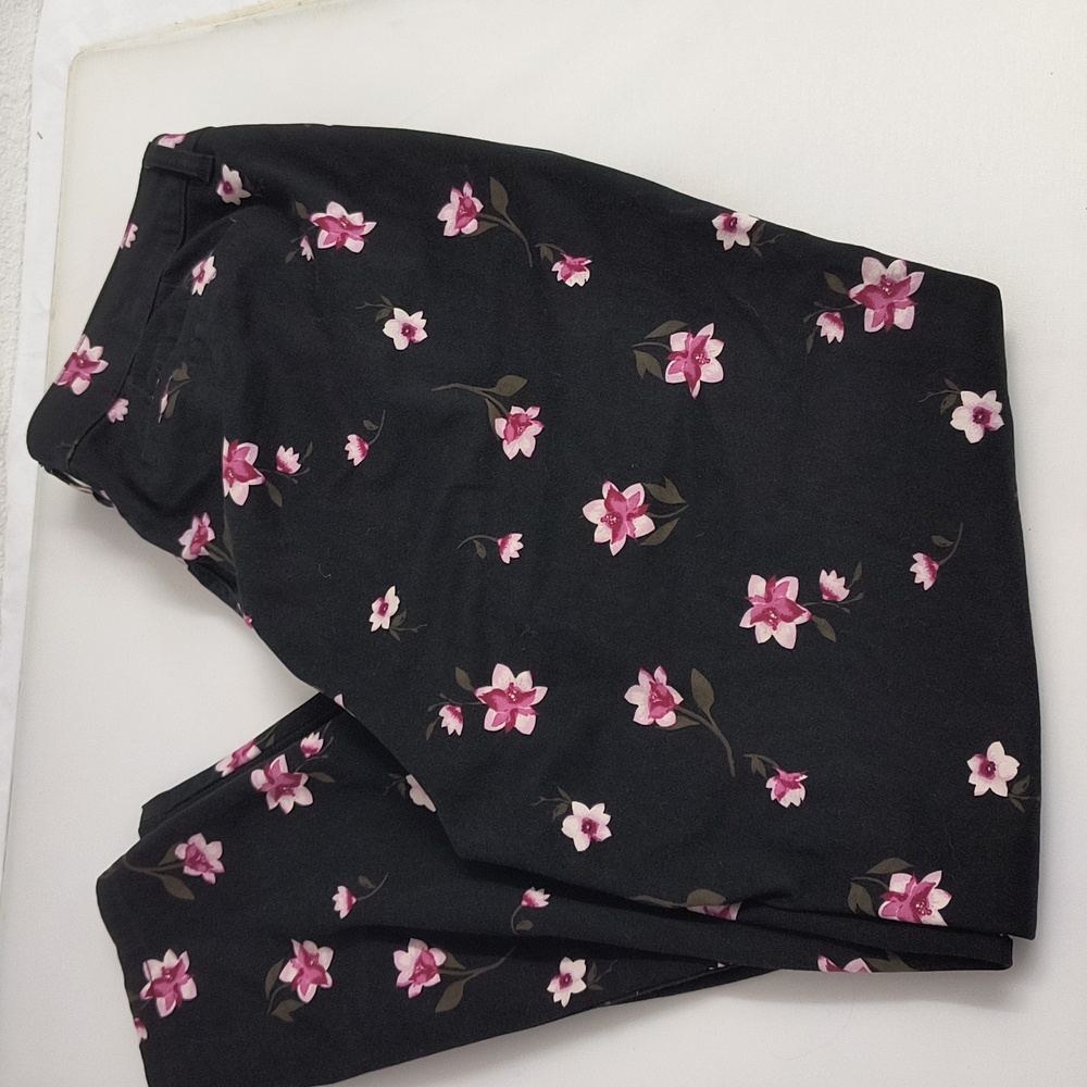 Lane Bryant Skinny Ankle Black Pink Floral Print Pants Size 14